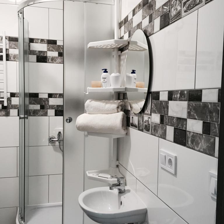 Skyhome Mini-Hotel Kiev Oda fotoğraf