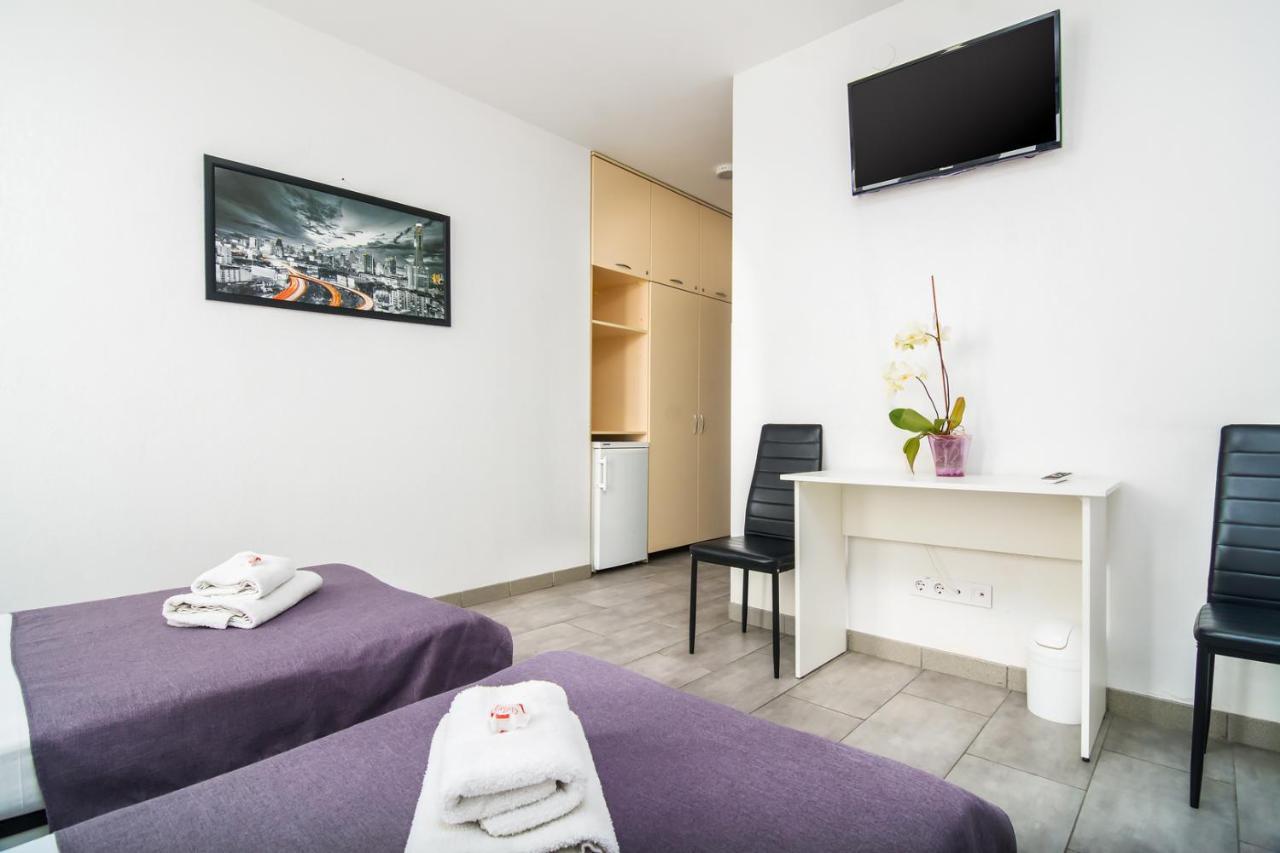 Skyhome Mini-Hotel Kiev Dış mekan fotoğraf